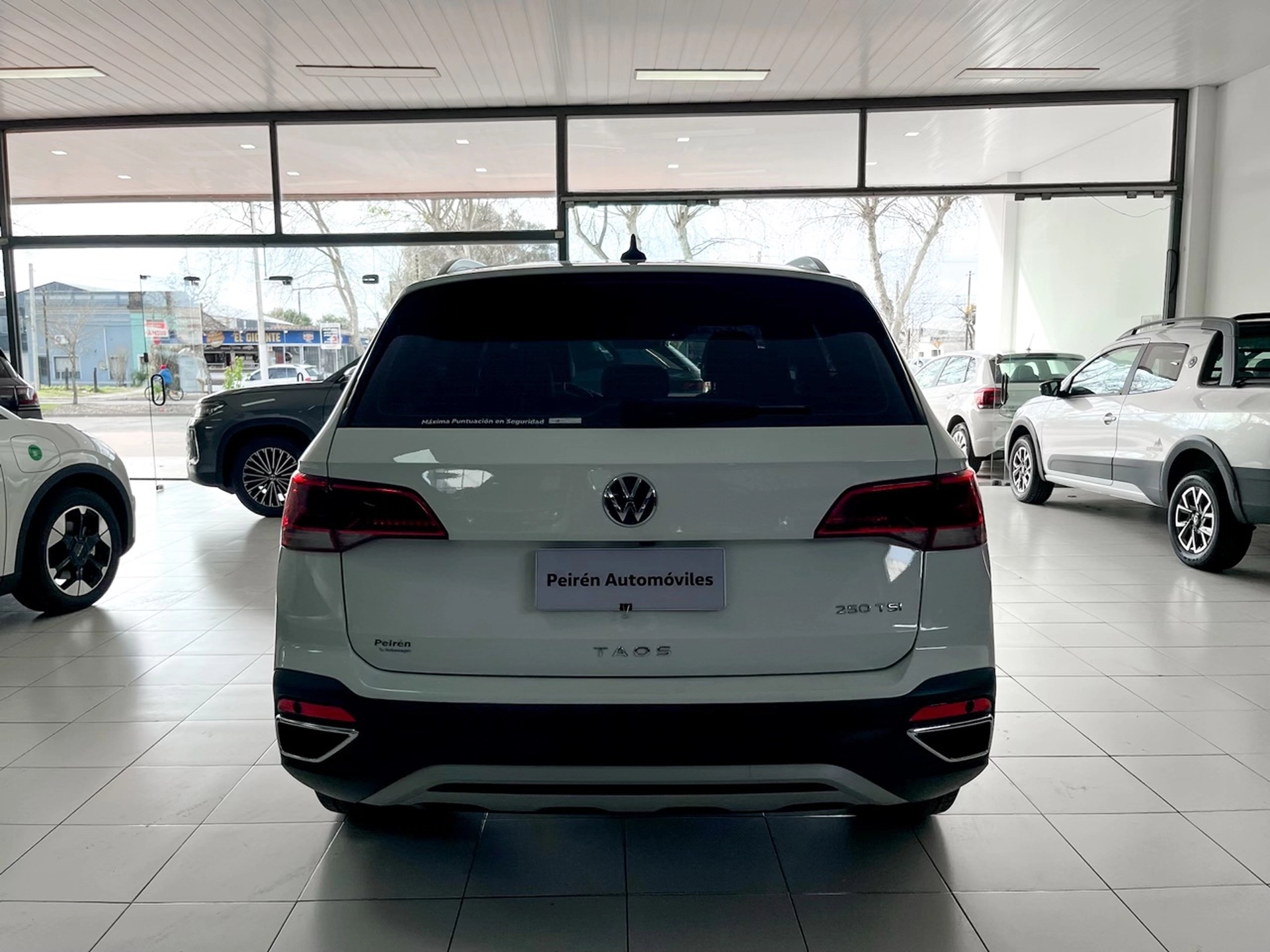 Volkswagen Taos Highline 250 TSI 1.4 Automatic