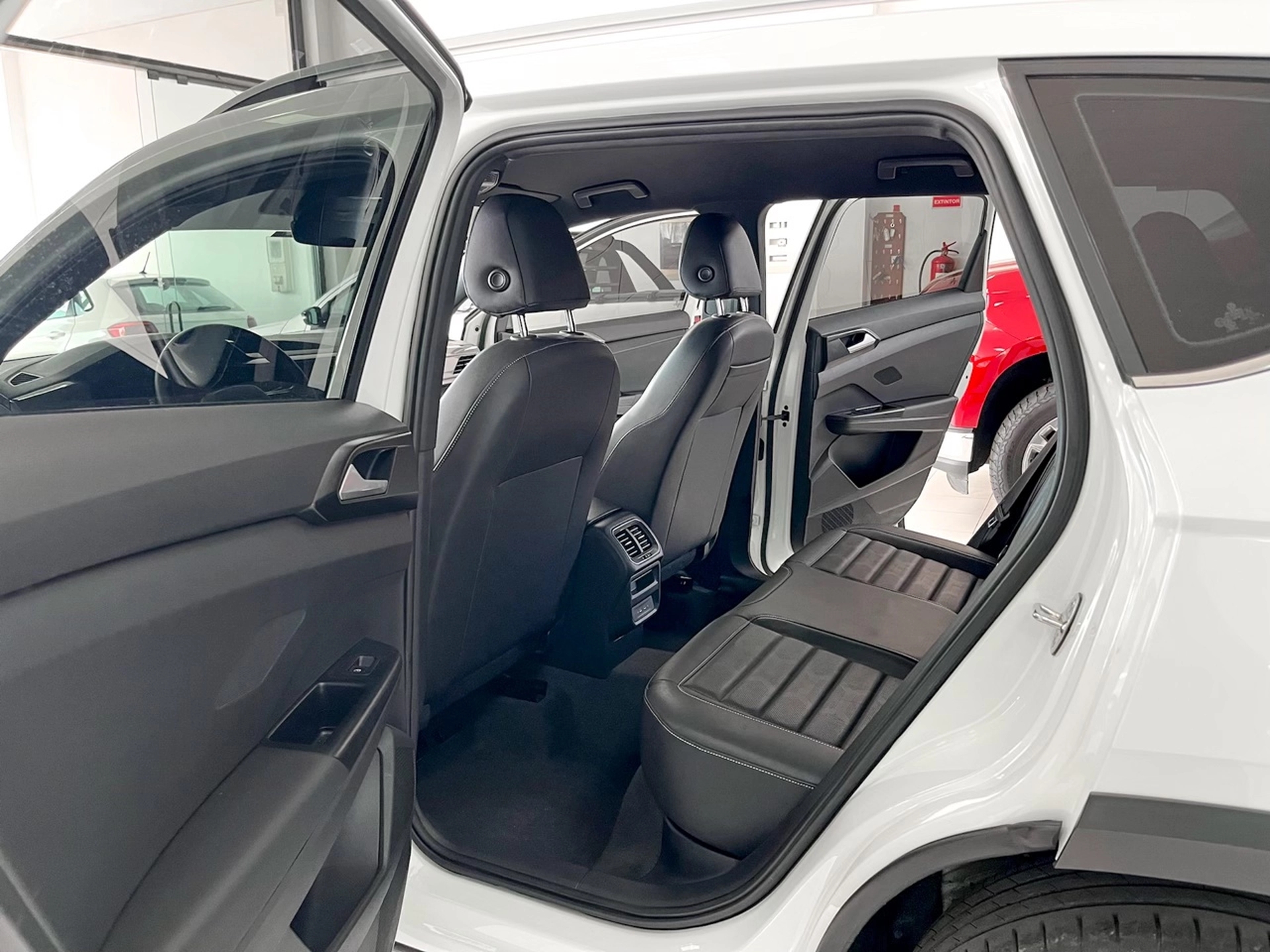 Volkswagen Taos Highline 250 TSI 1.4 Automatic