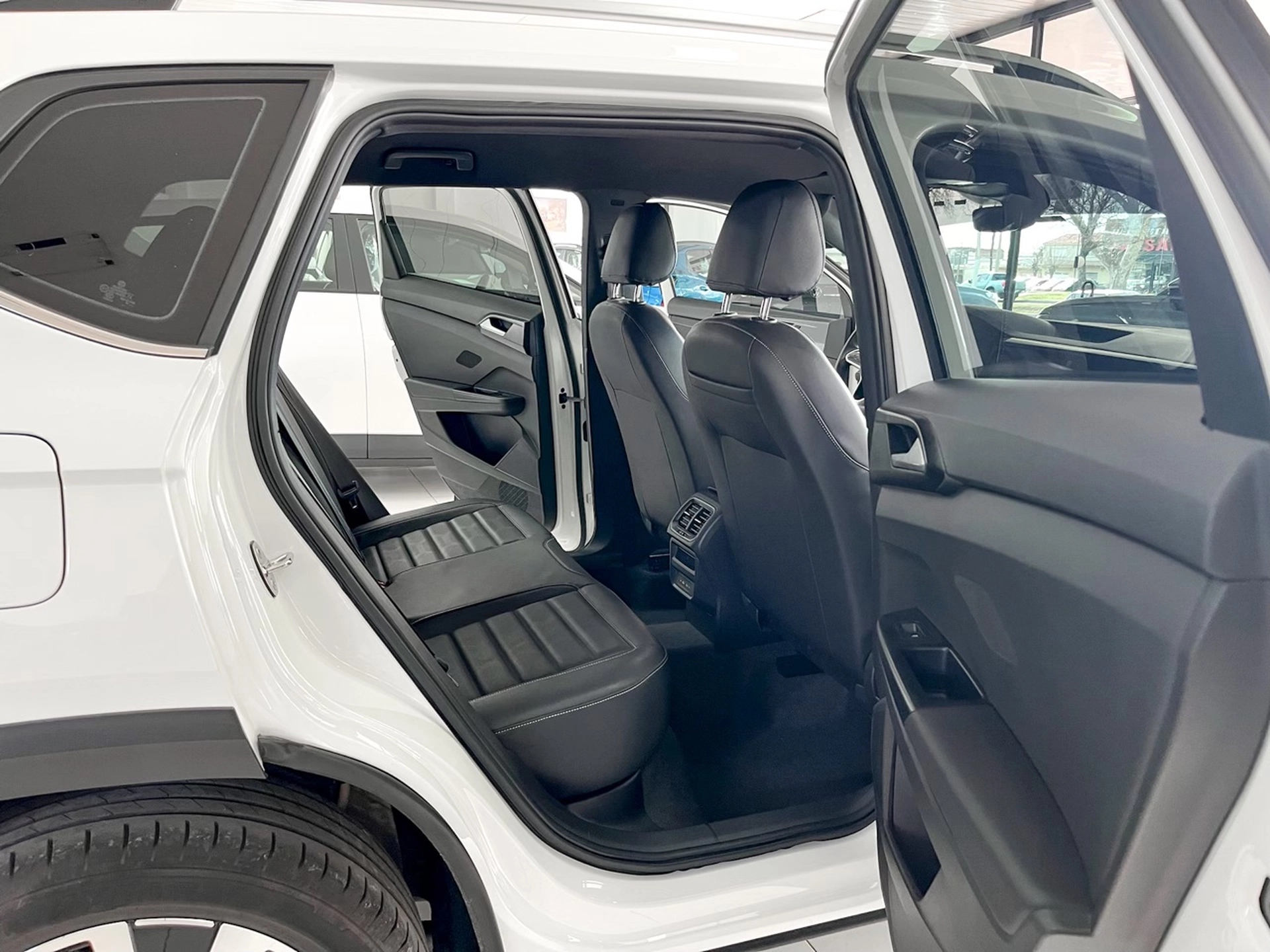 Volkswagen Taos Highline 250 TSI 1.4 Automatic