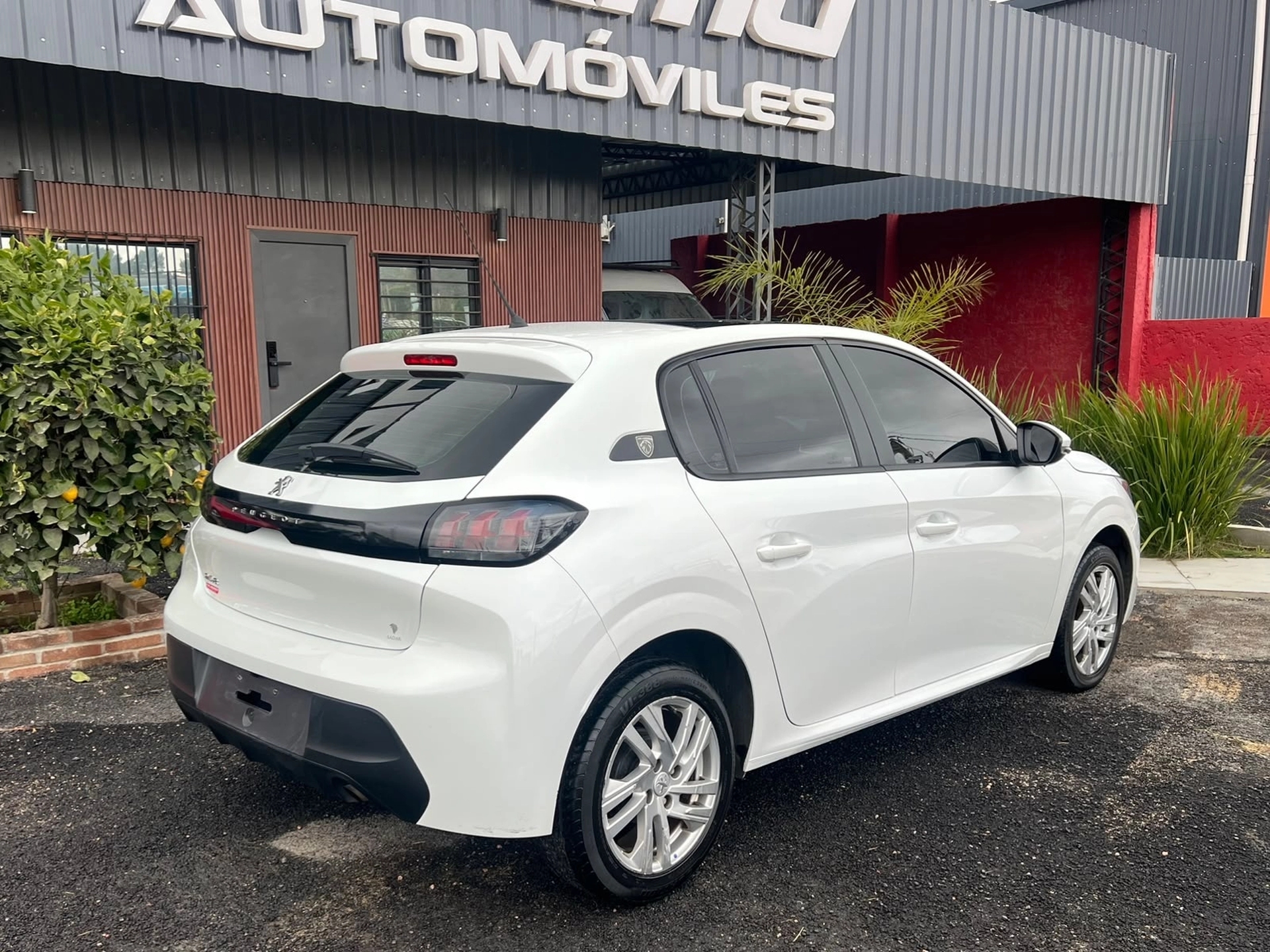 Peugeot 208 Active 1.2 VTi 82 BVM5