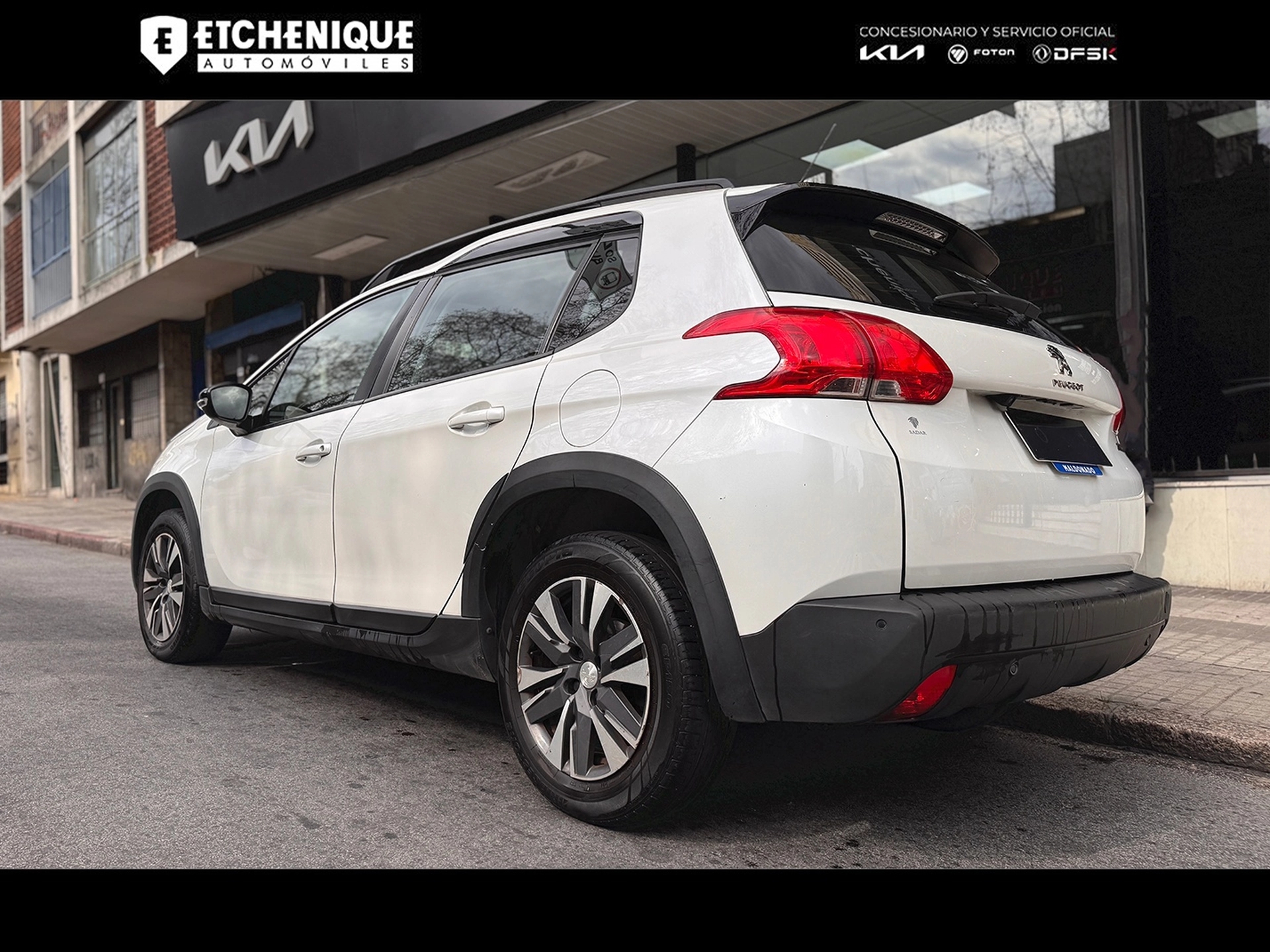 Peugeot 2008 1.6 FELINE