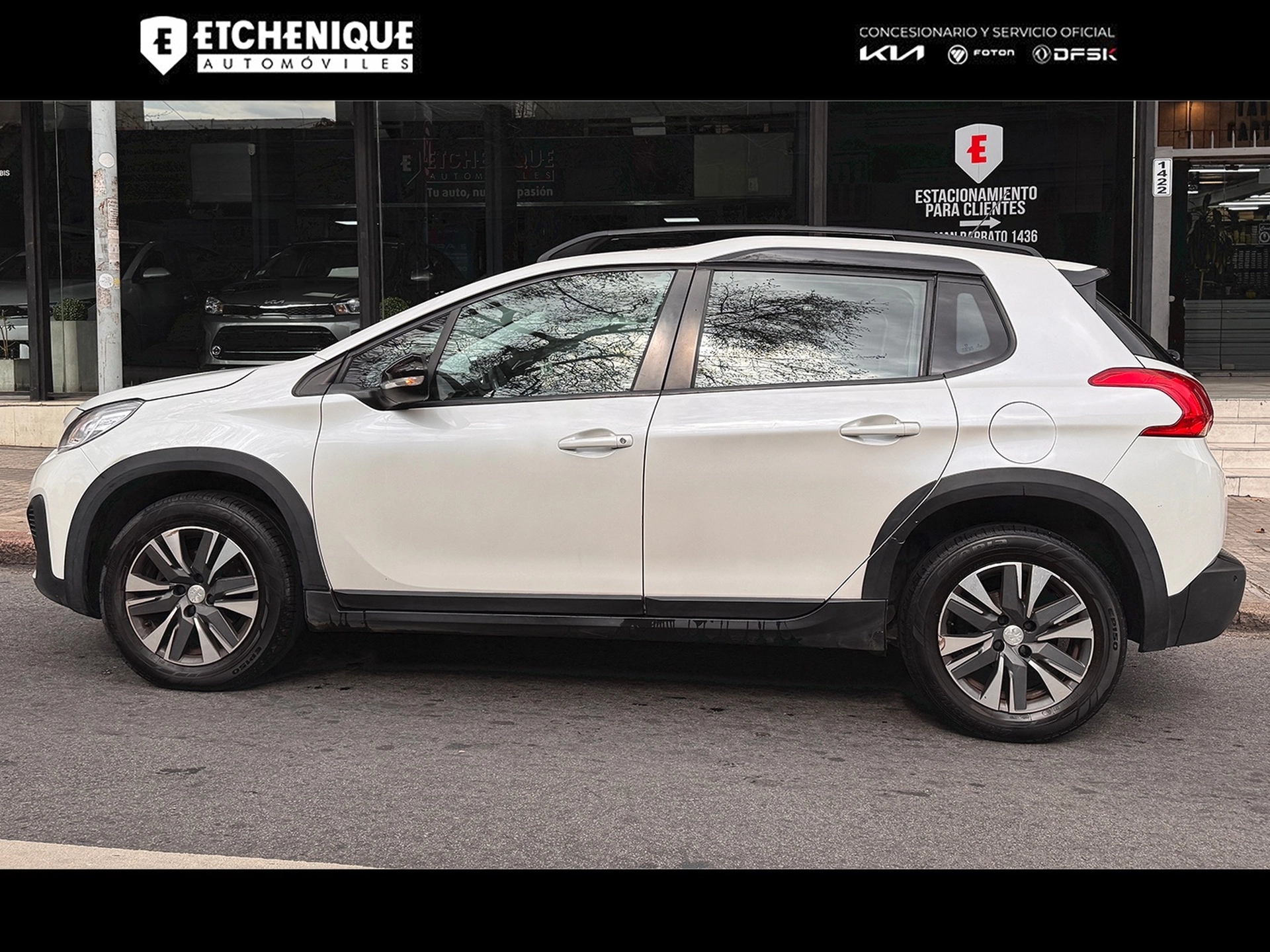 Peugeot 2008 1.6 FELINE