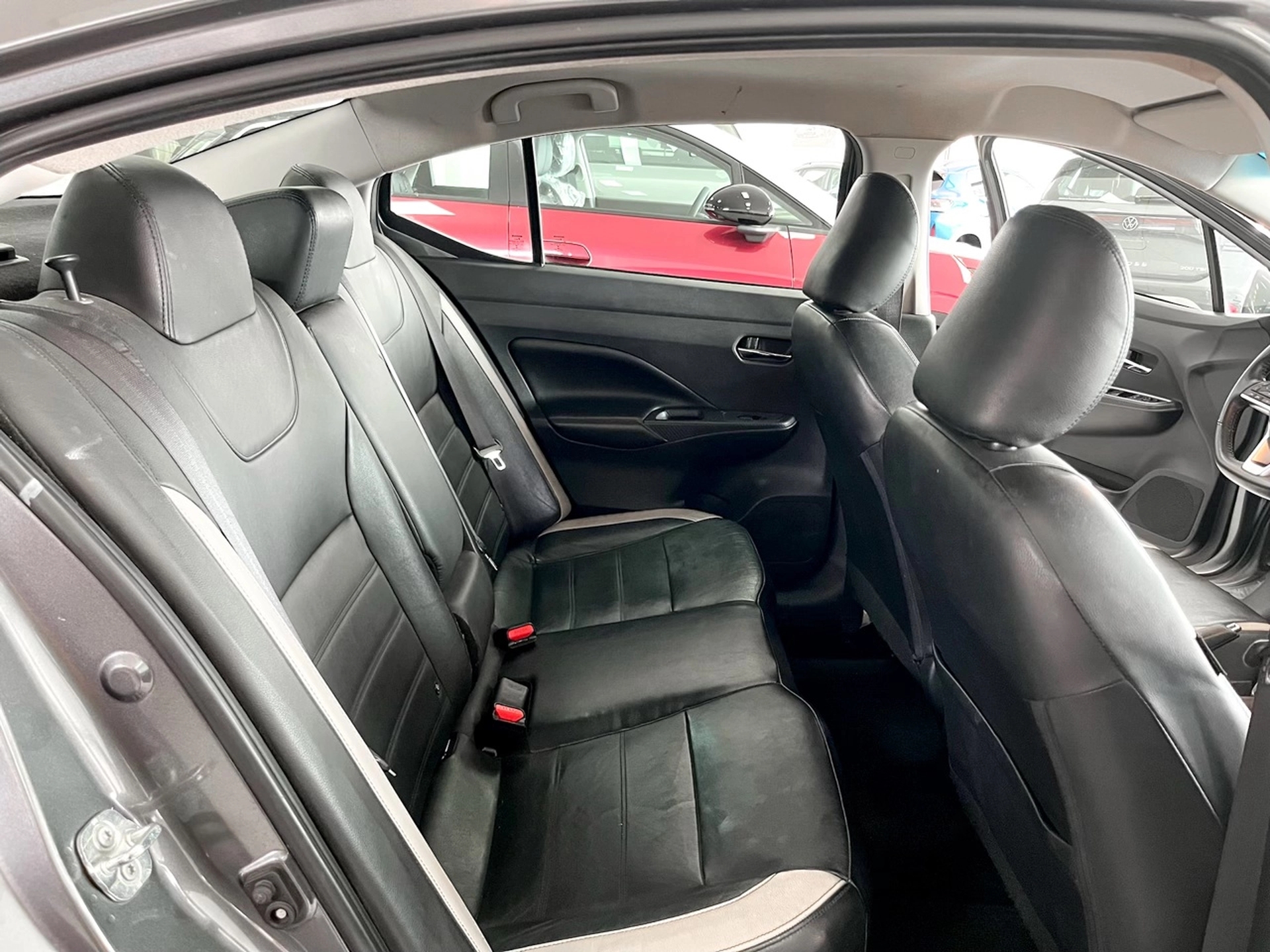 Nissan Versa Exclusive 1.6 CVT