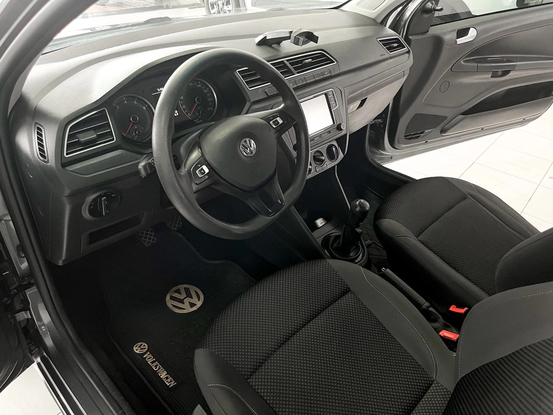 Volkswagen Saveiro 1.6 Highline d/cab