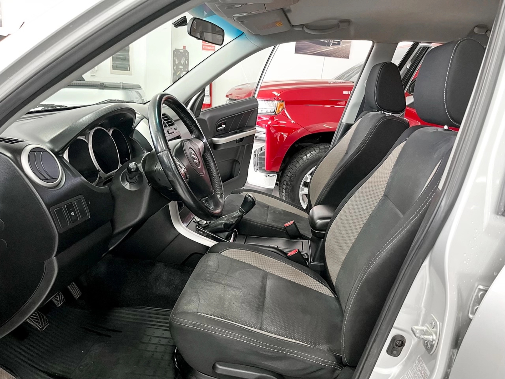 Suzuki Grand Vitara 2.4 Limited