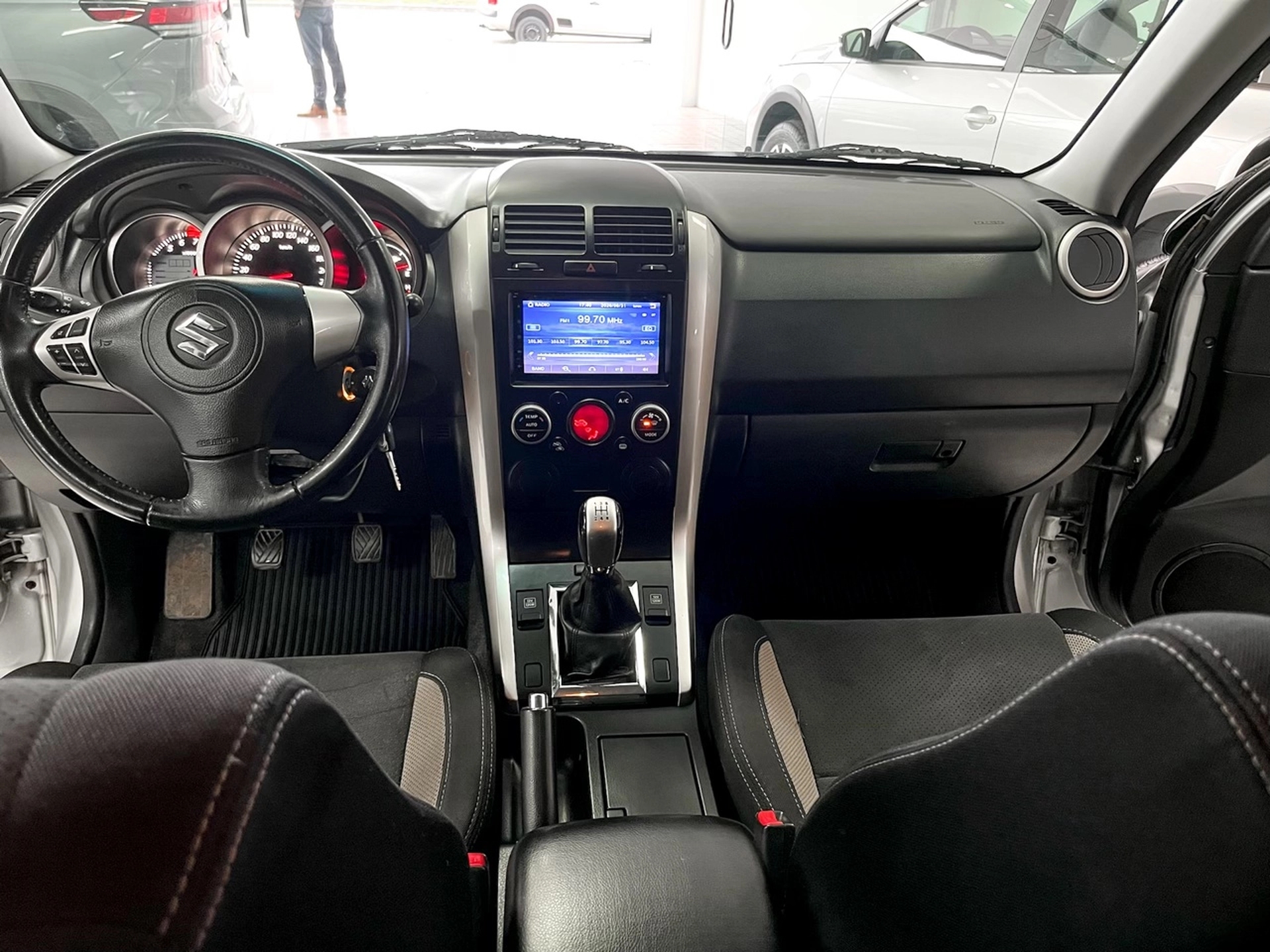 Suzuki Grand Vitara 2.4 Limited