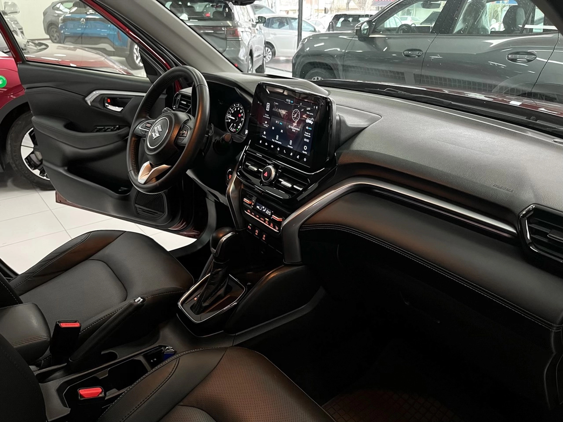 Suzuki Grand Vitara Hybrid GLX A/T