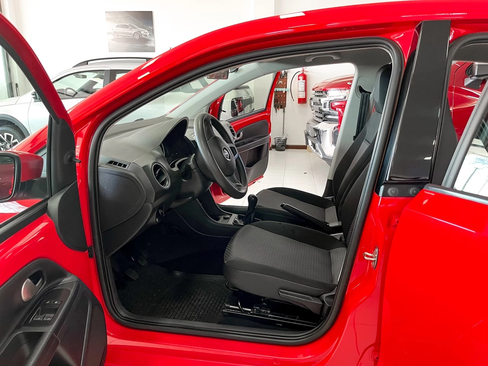 Volkswagen up! move up!