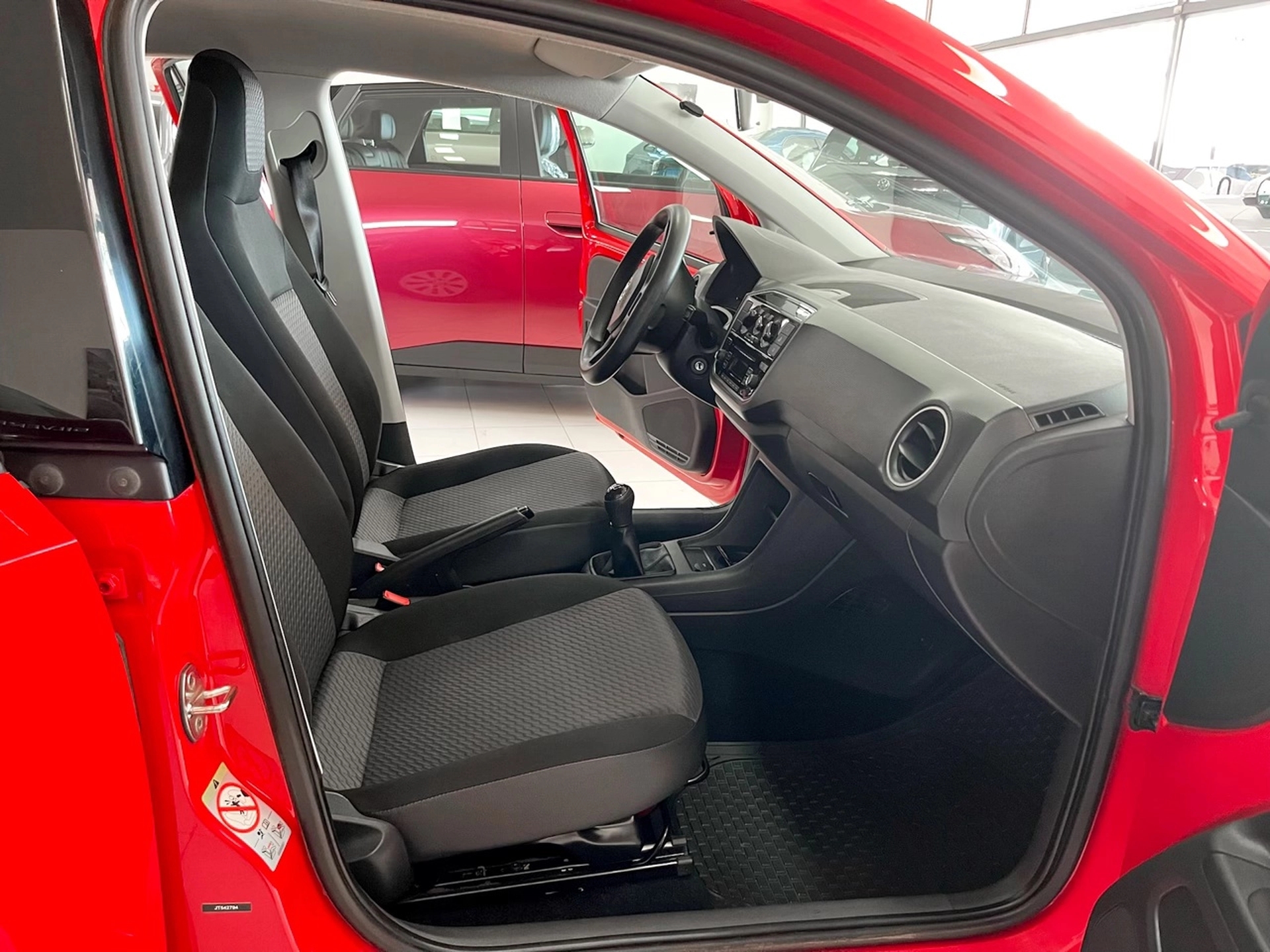 Volkswagen up! move up!