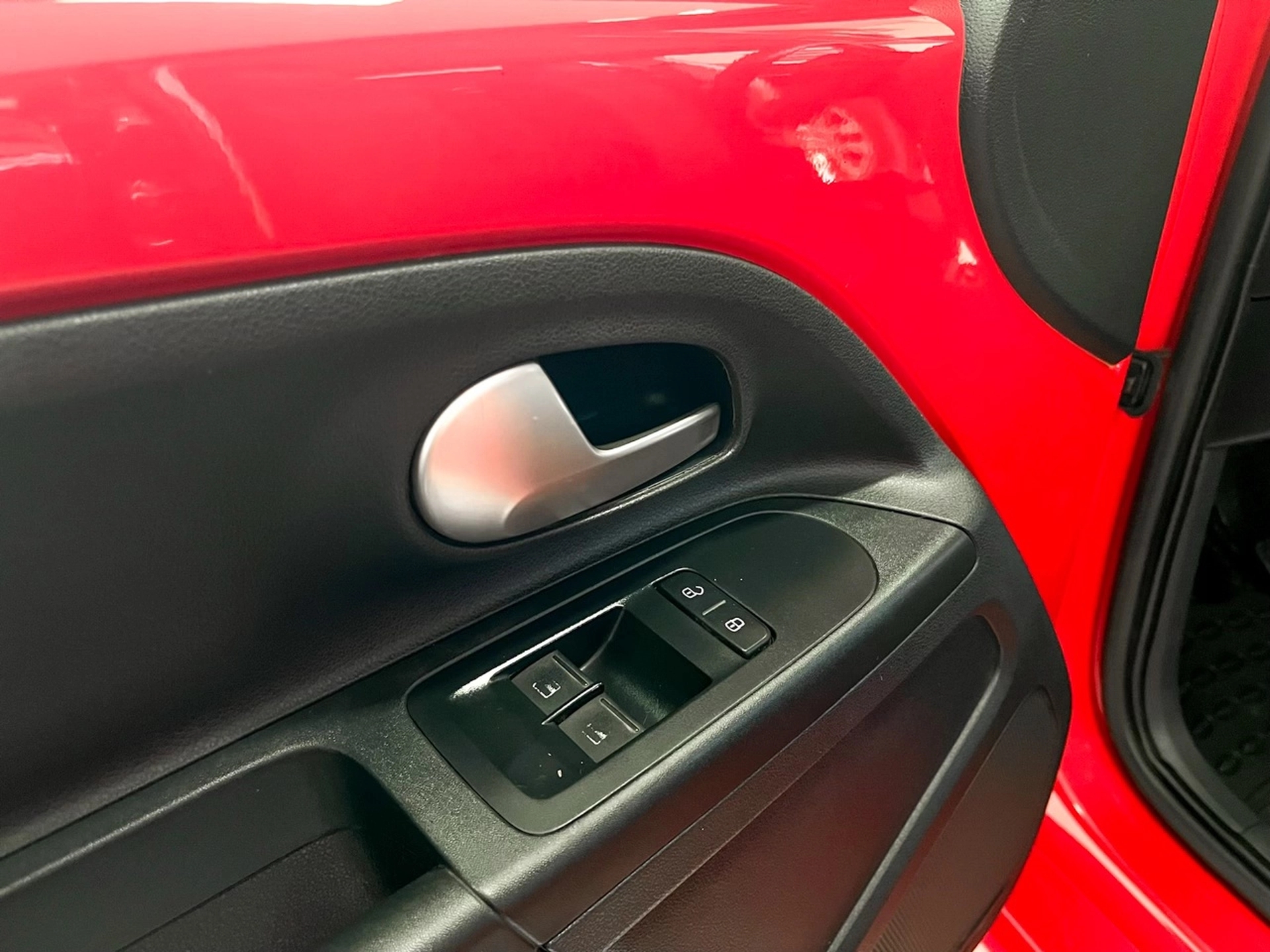 Volkswagen up! move up!