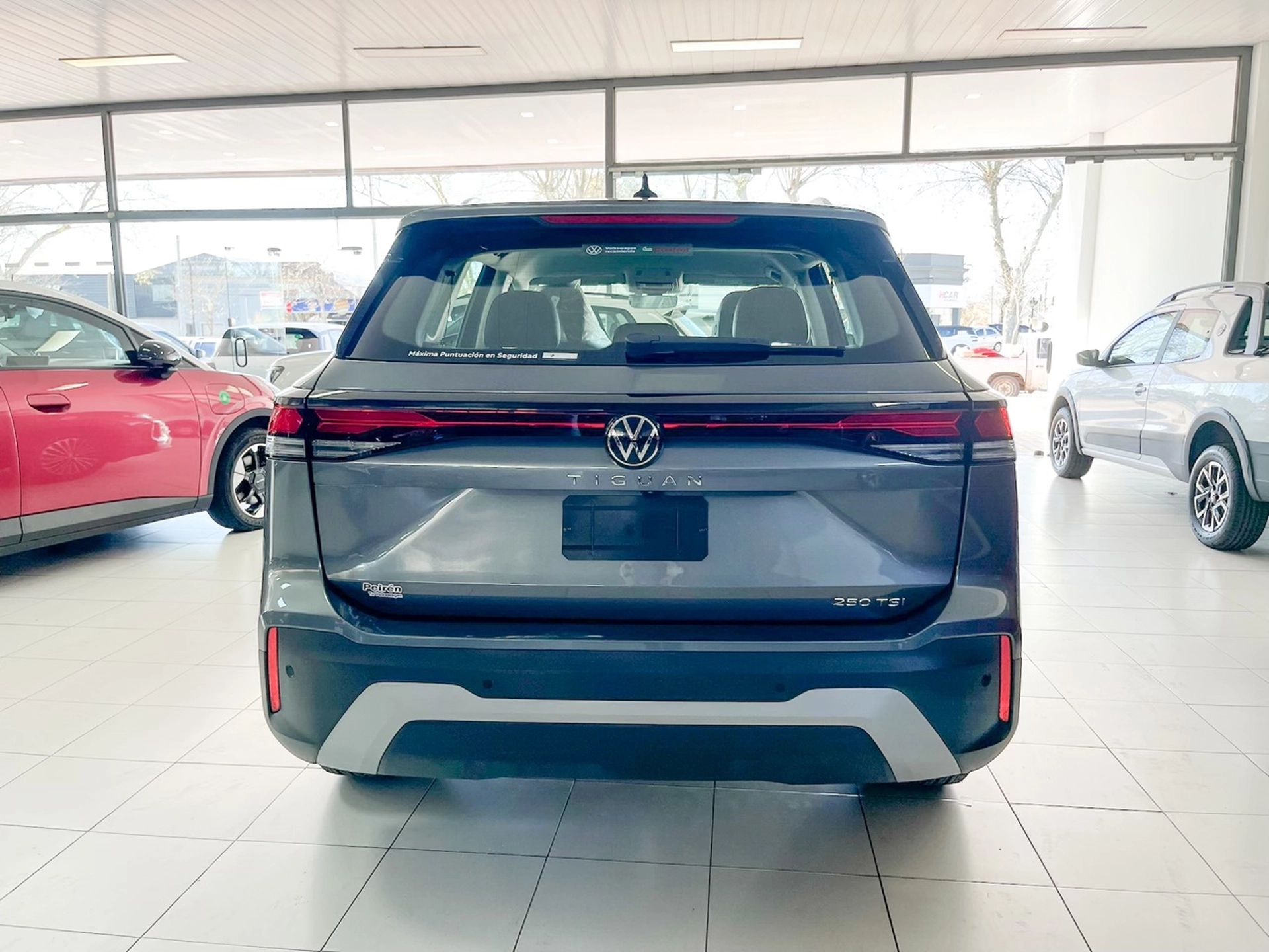 Volkswagen Tiguan Life 250 TSI
