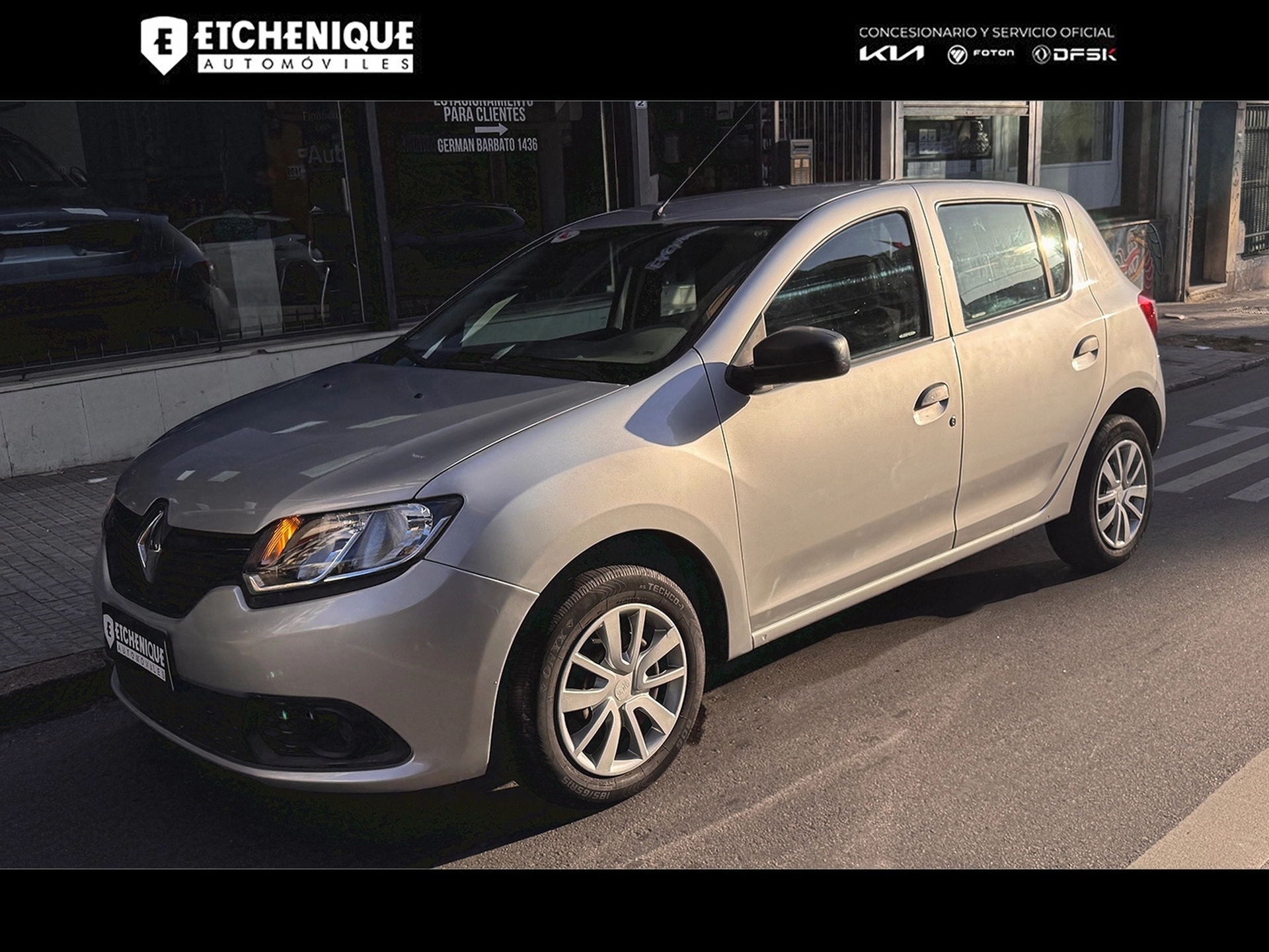 Renault Sandero Authentique 1.6