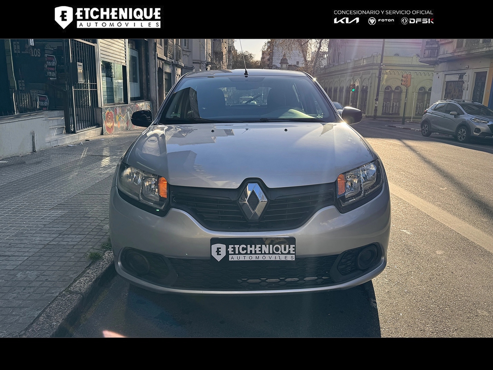 Renault Sandero Authentique 1.6