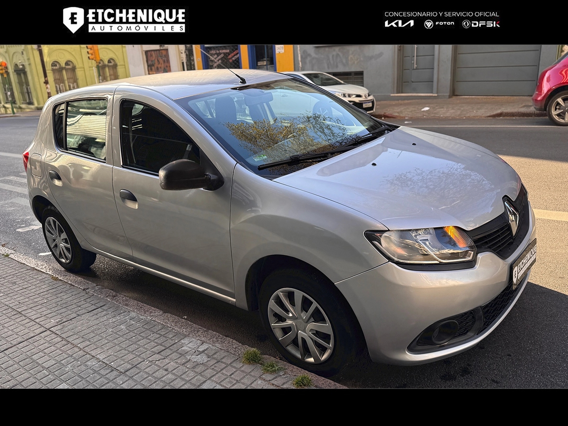 Renault Sandero Authentique 1.6