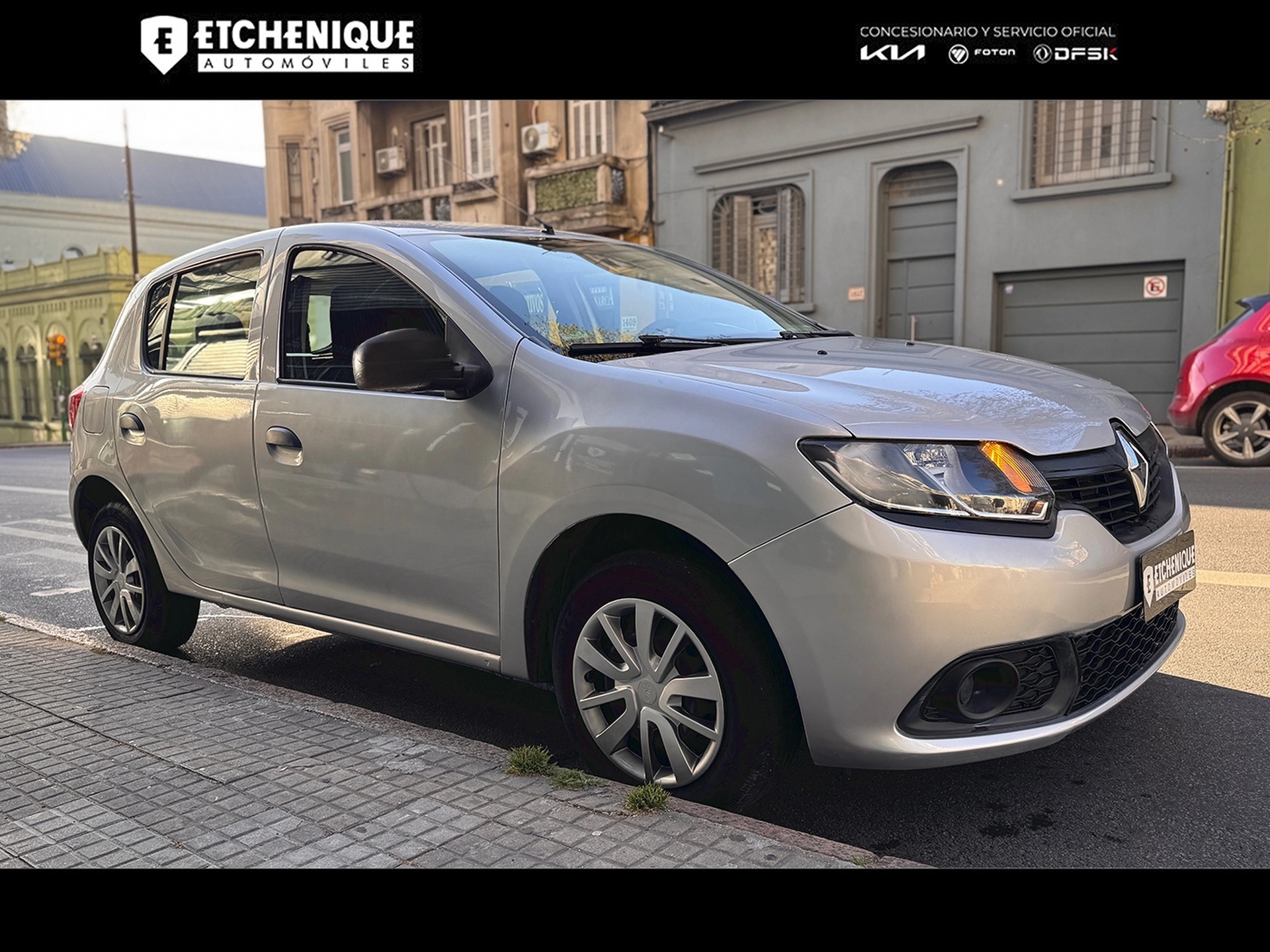 Renault Sandero Authentique 1.6
