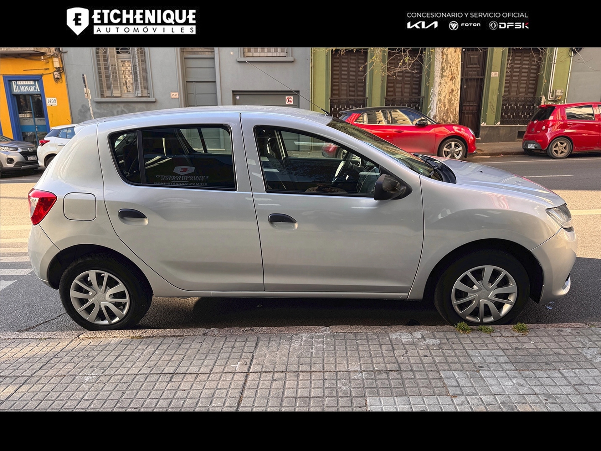 Renault Sandero Authentique 1.6