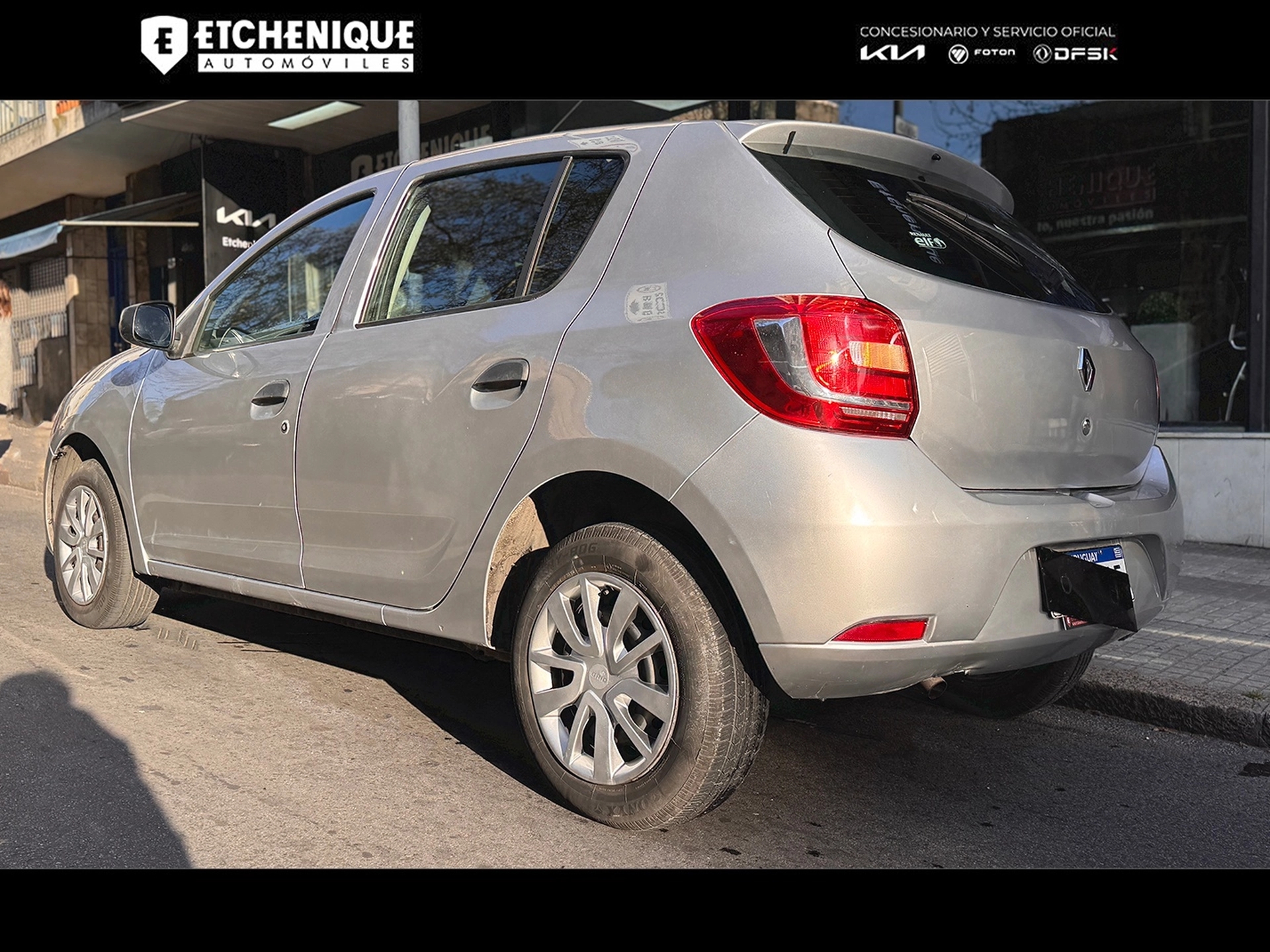 Renault Sandero Authentique 1.6