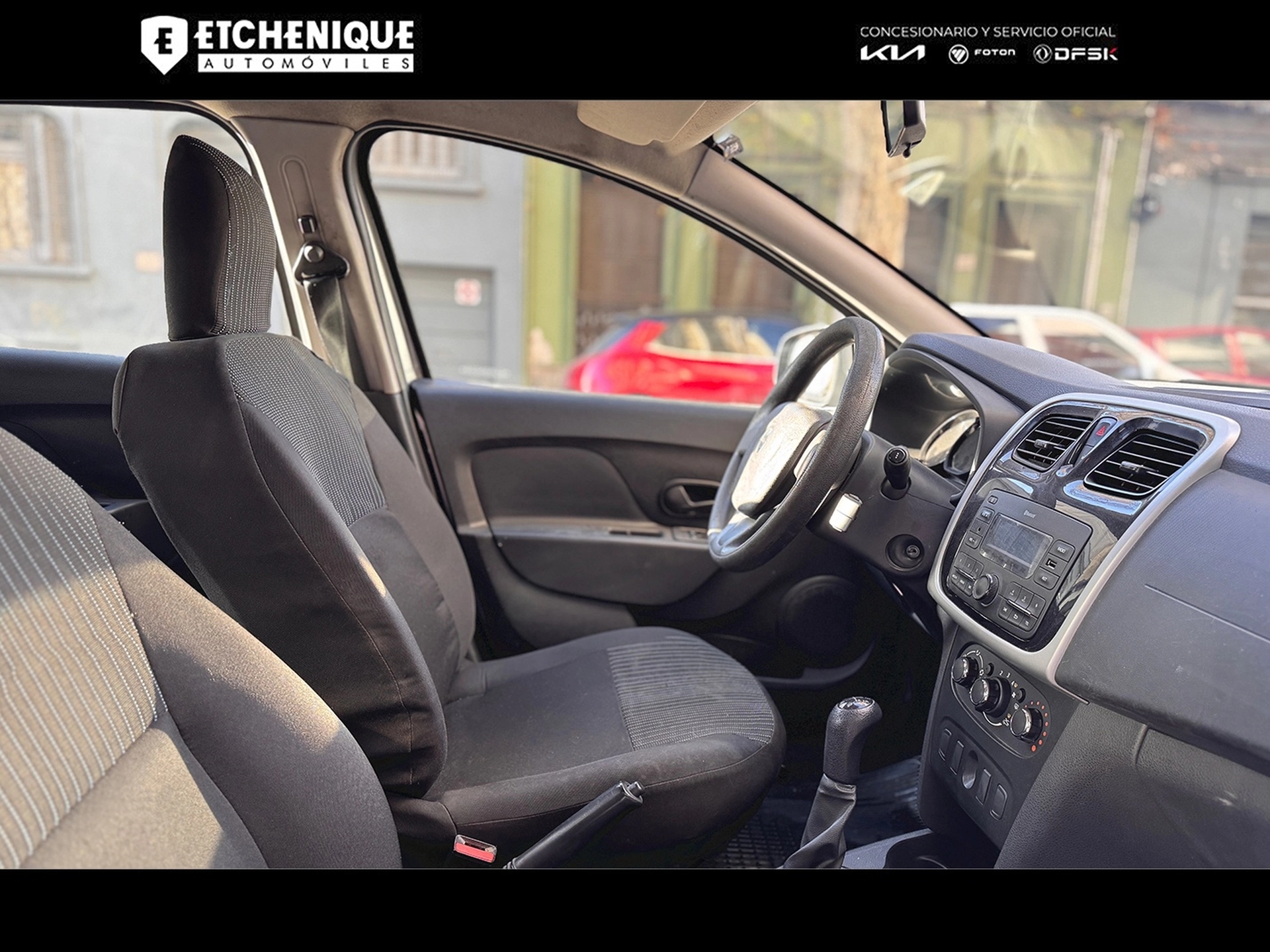 Renault Sandero Authentique 1.6