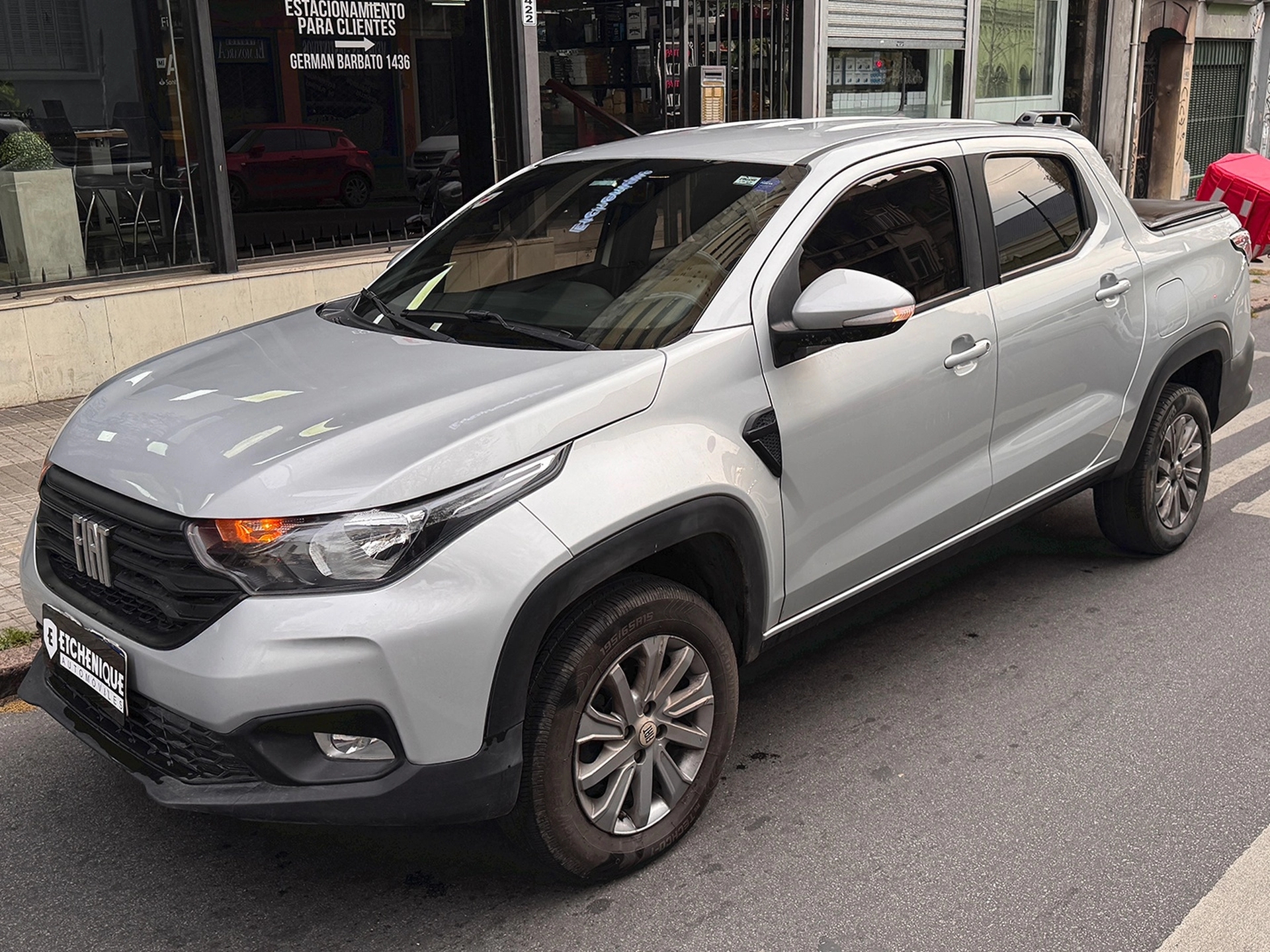 Fiat Strada Freedom Cabina Doble 1.4