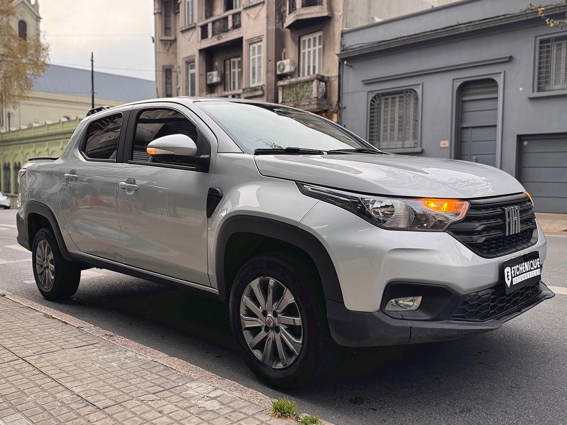 Fiat Strada Freedom Cabina Doble 1.4