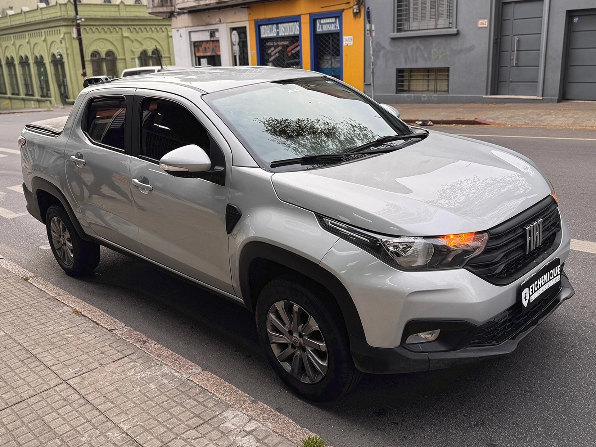 Fiat Strada Freedom Cabina Doble 1.4
