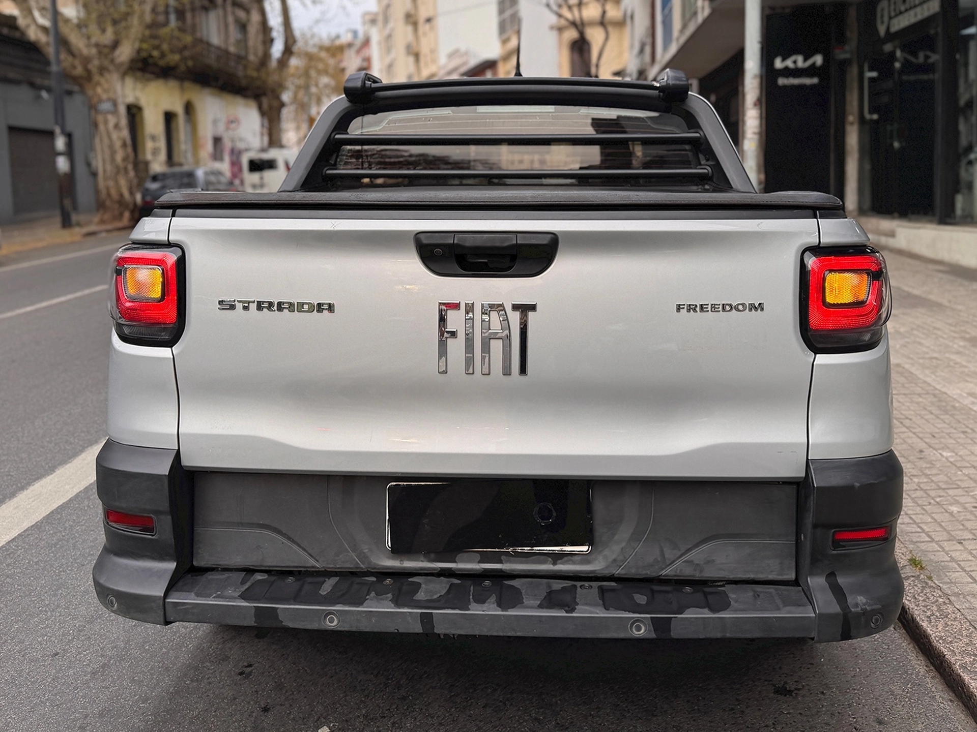 Fiat Strada Freedom Cabina Doble 1.4