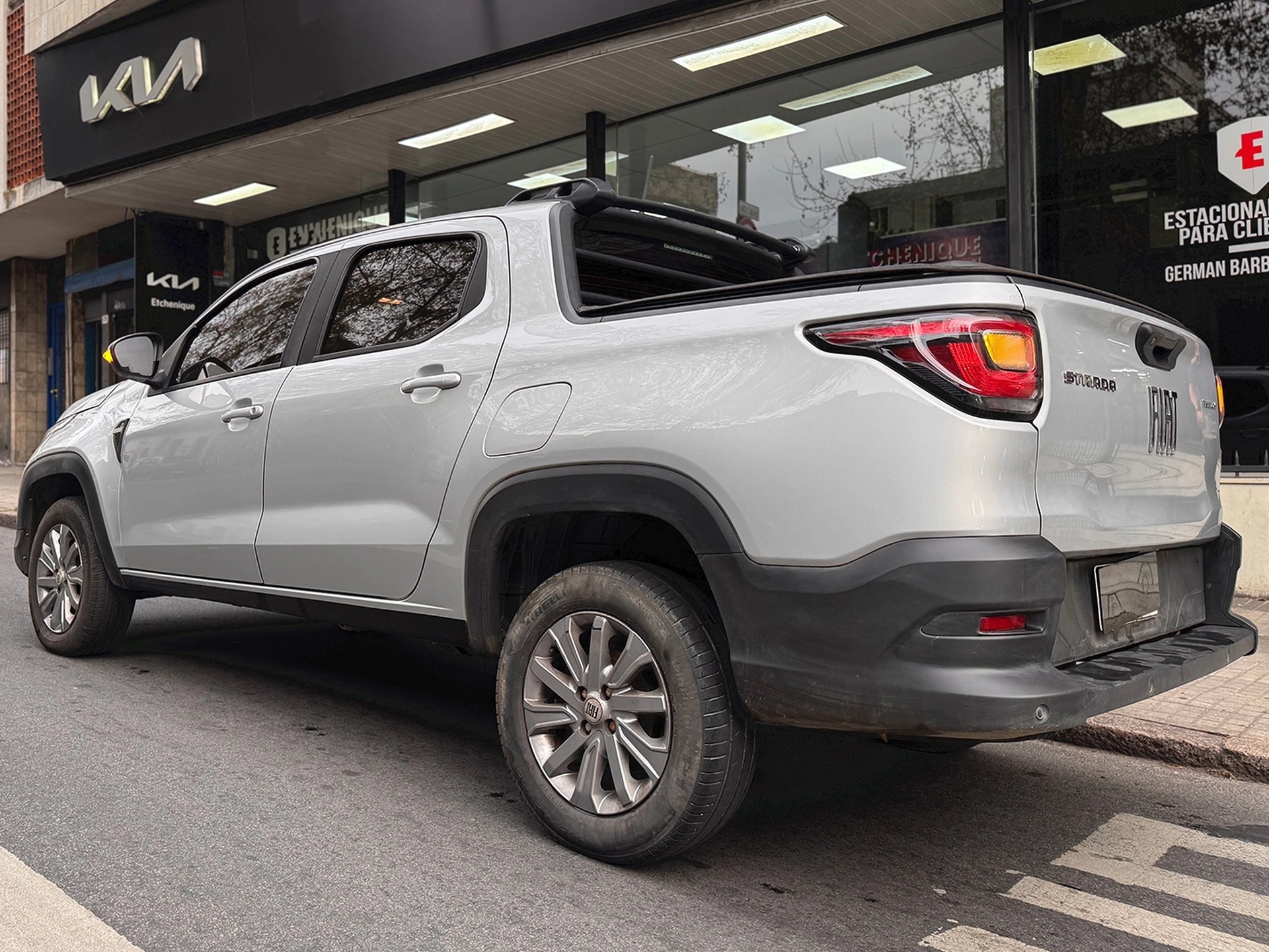 Fiat Strada Freedom Cabina Doble 1.4