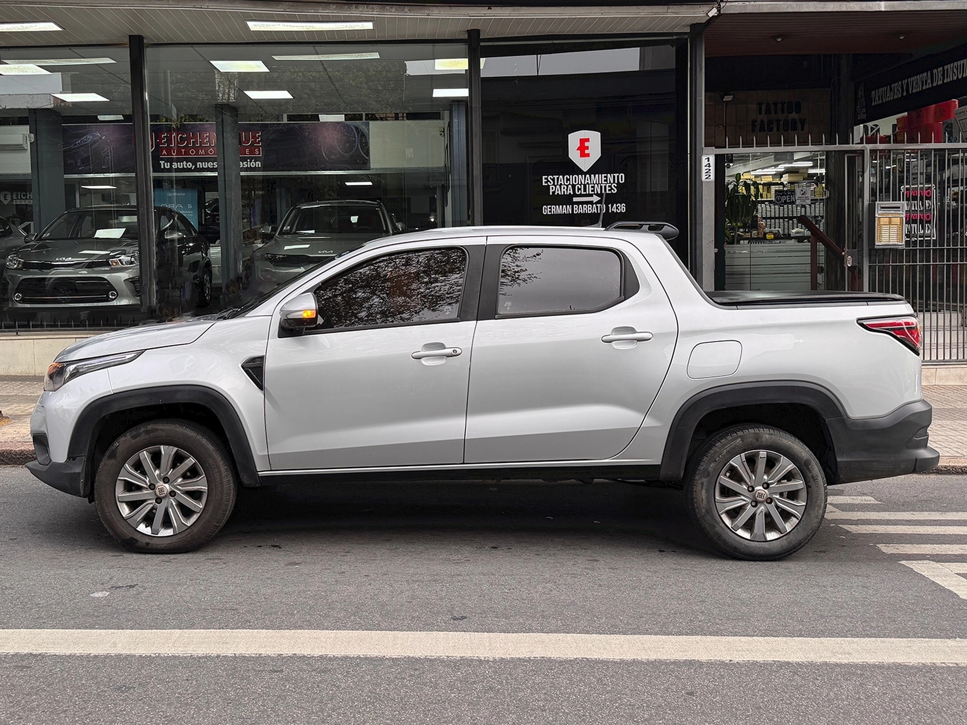 Fiat Strada Freedom Cabina Doble 1.4
