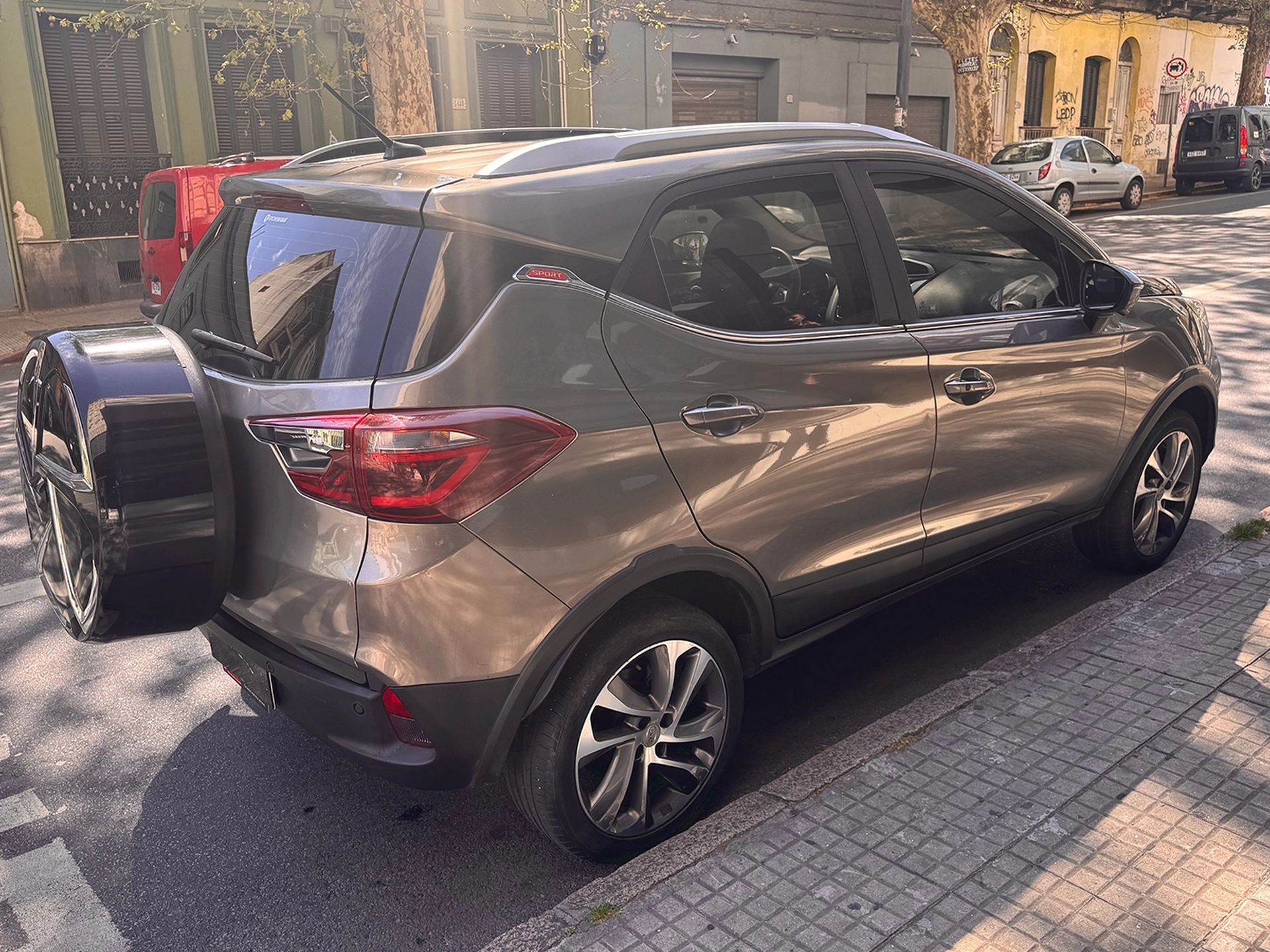 BYD S1 GS-i