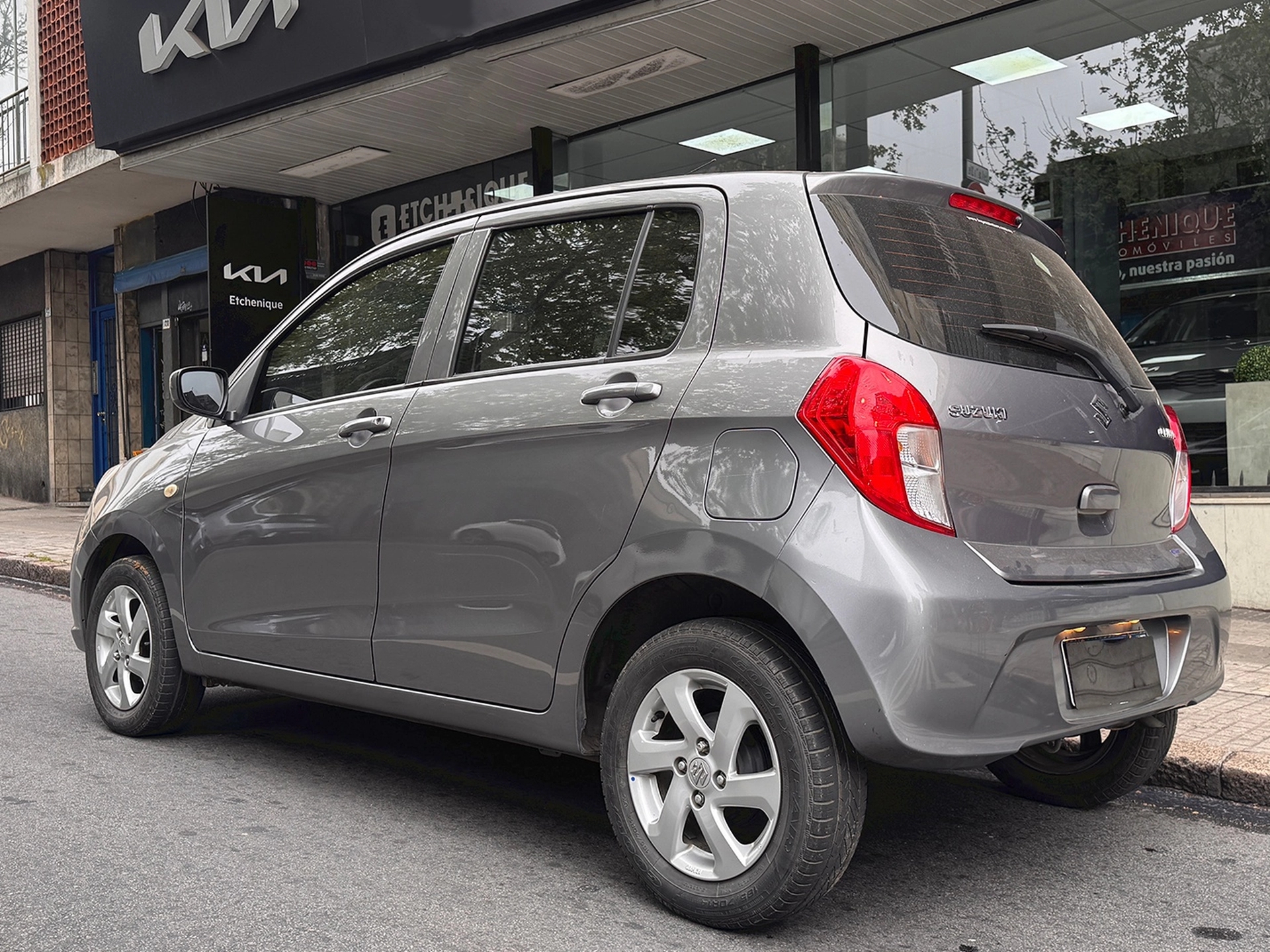 Suzuki Celerio GL AT Unico Dueño!