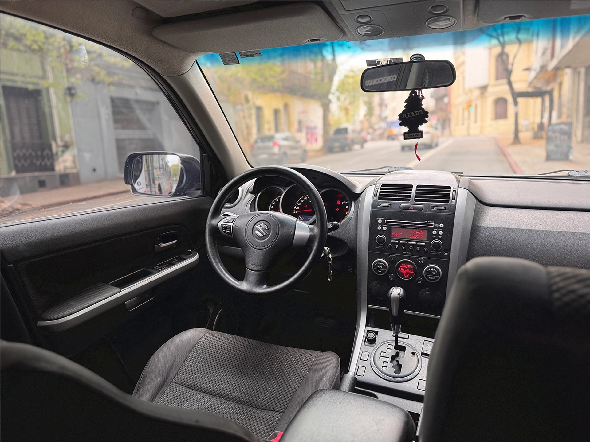 Suzuki Grand Vitara 2.4 A/T 2WD Full
