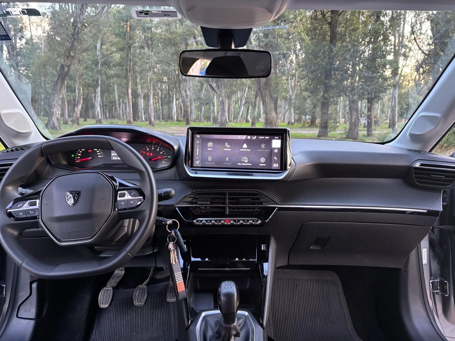 Peugeot 208 style 1.0